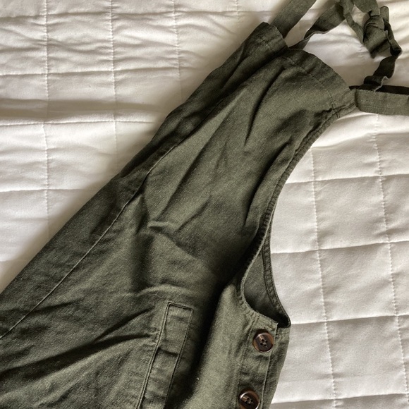 Seraphine Short Overalls Maternity - Picture 2 of 4